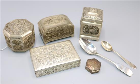 Four Chinese and other white metal boxes and two other items (6)